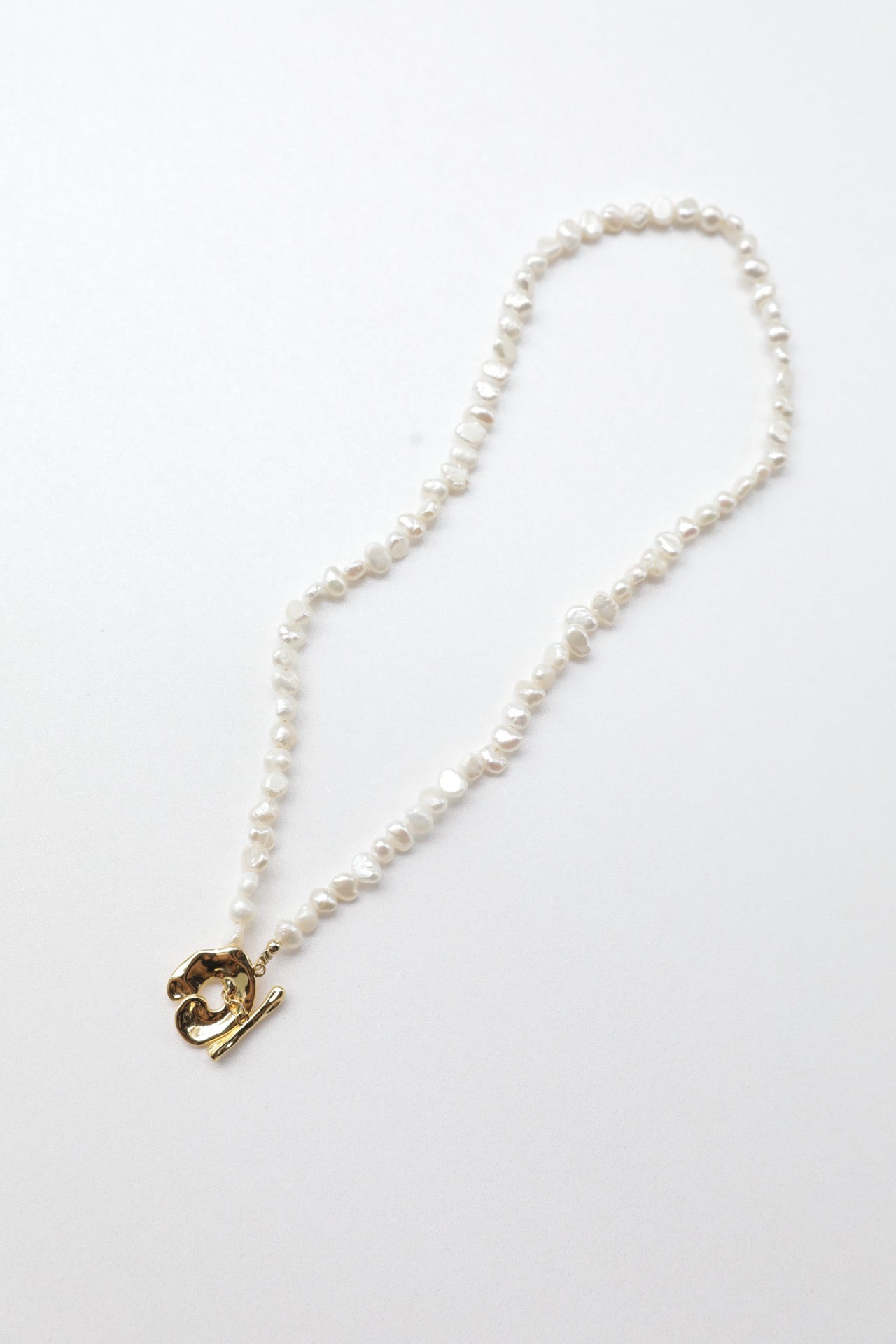 VersaBaroque Reversible Pearl Necklace