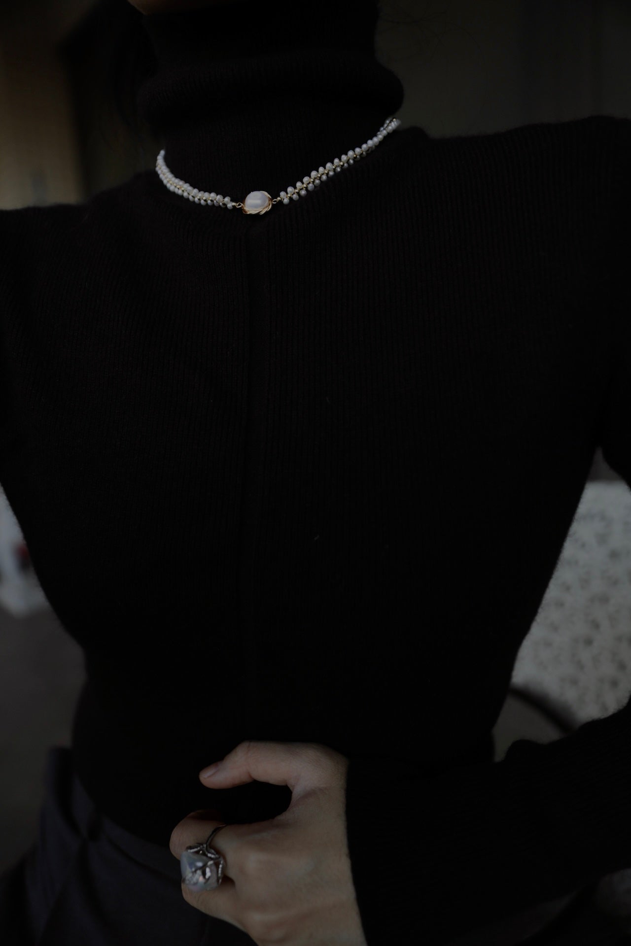 French Twist Checkered Pearl Necklace