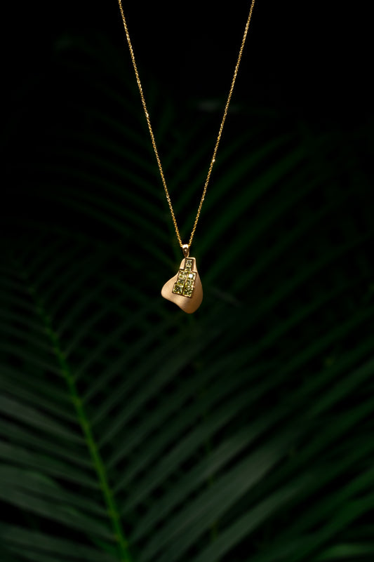 Midsummer - 18K Gold Peridot Necklace