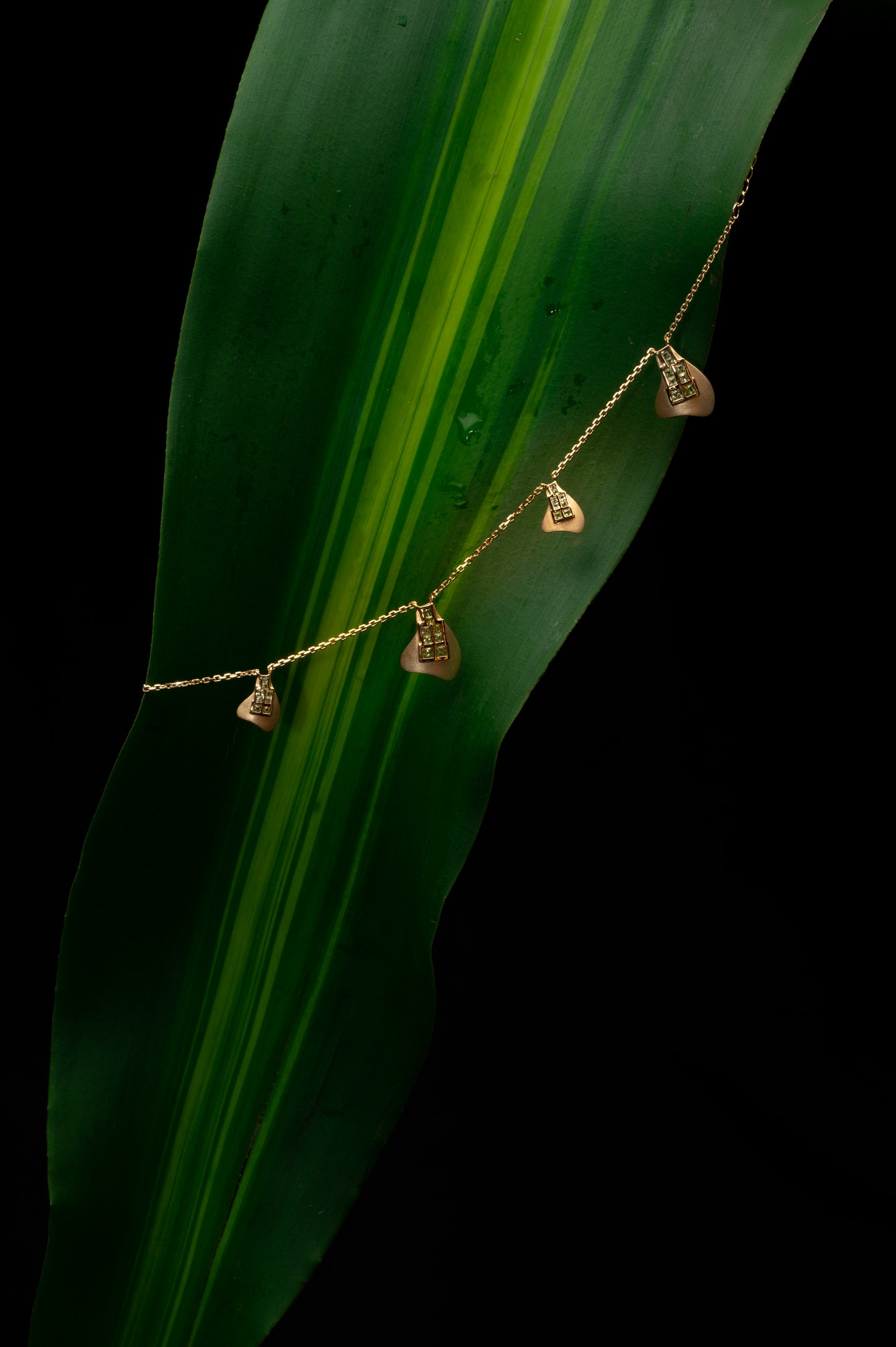 Midsummer - 18K Gold Peridot Bracelet