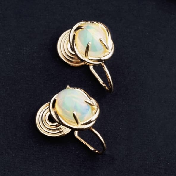 Enchanted Fields - 18K Opal Ear Clip