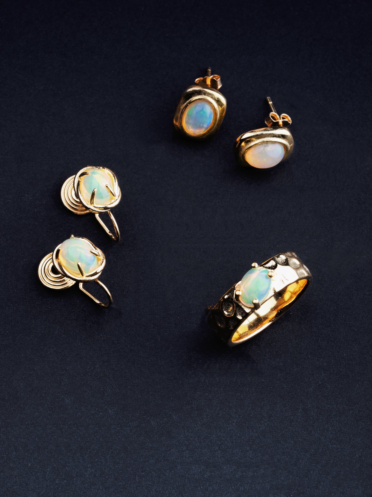 Enchanted Fields - 18K Gold Opal Ring