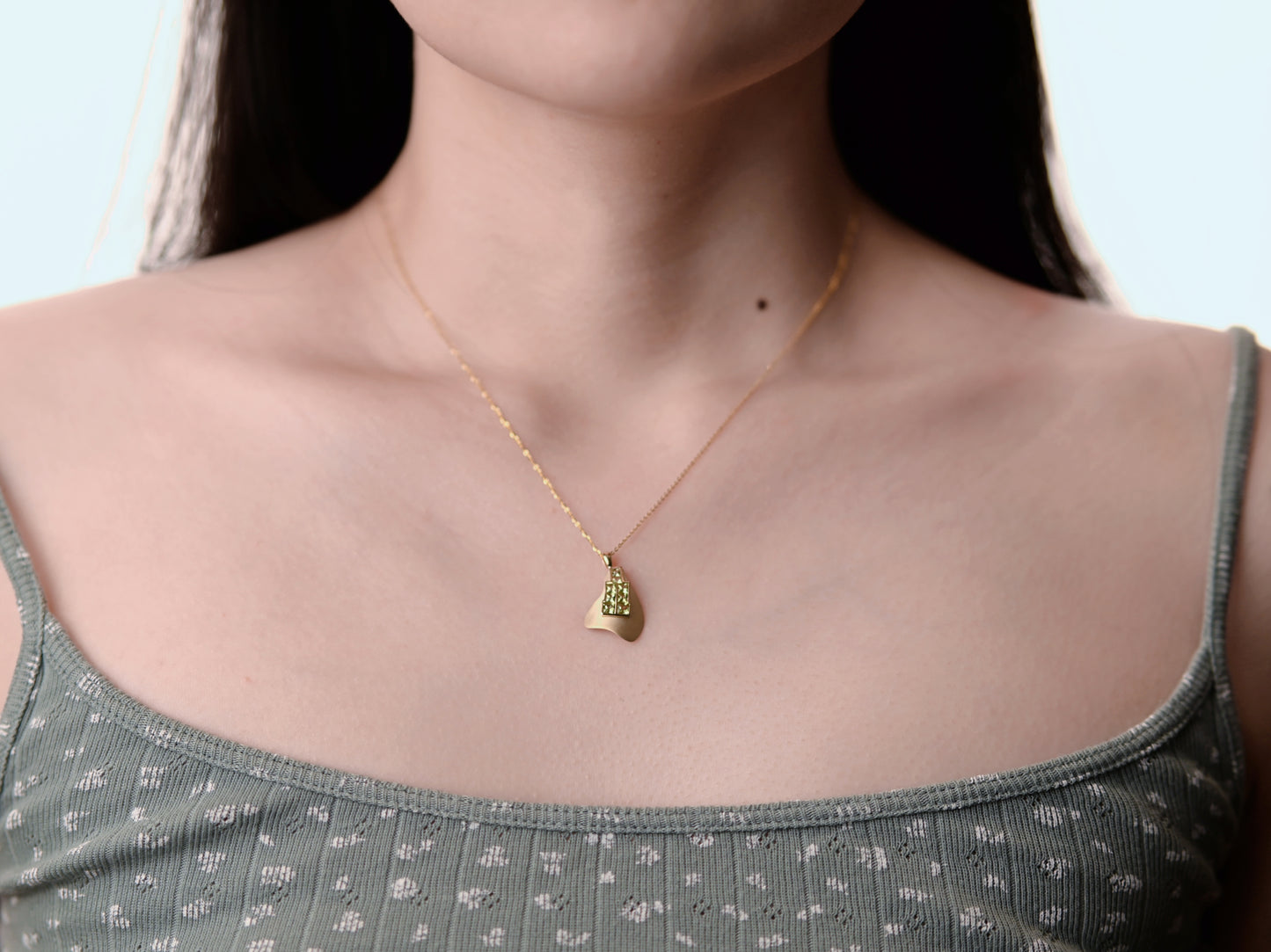 Midsummer - 18K Gold Peridot Necklace