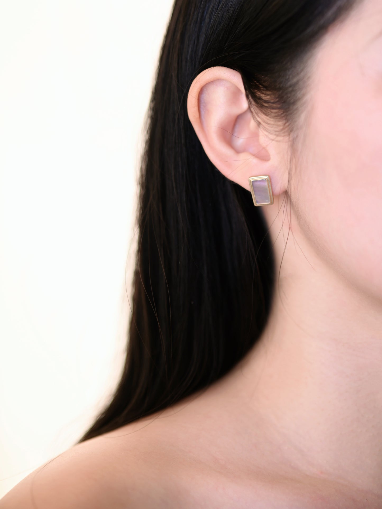 Black And White - 18K Gold Mother-of-Pearl Rectangle Earrings