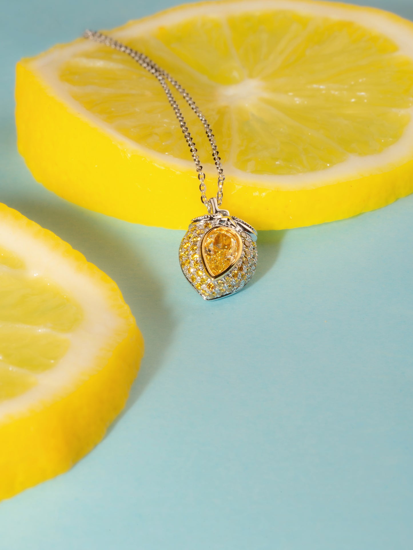 Strawberry Love|18K Gold Strawberry Necklace