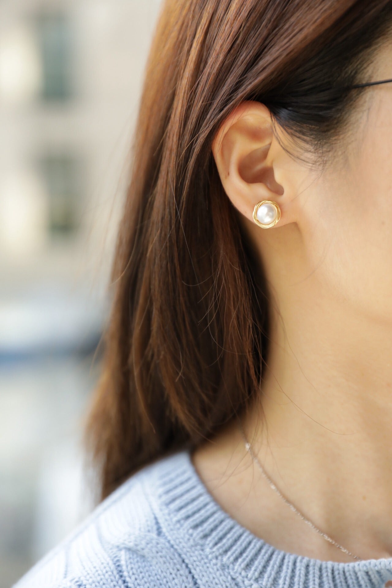 Golden Swirl Pearl Stud Earrings